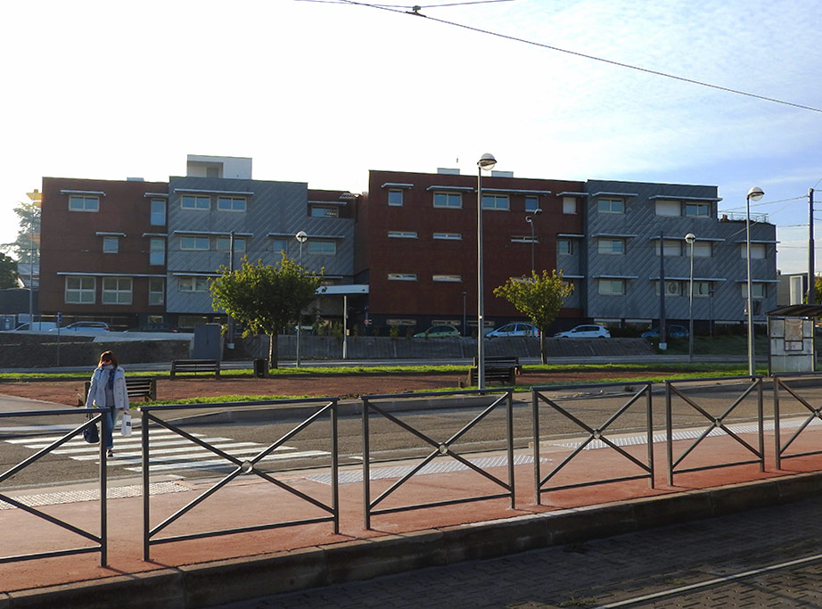 Centre Charles de Gaulle (42)